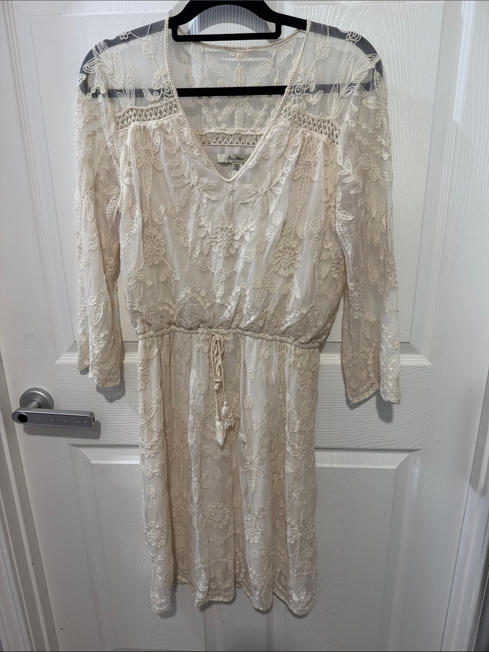 Ella Moon Women's Cream Lace V-Neck Drawstring Dress